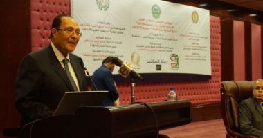 محمود أبو زيد: 30 دولة تشارك فى منتدى البيئة والتنمية لاستعراض أجندة قمة المناخ
