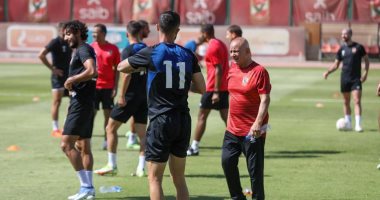 البرازيلي برونو سافيو يرتدى قميص وليد سليمان مع الأهلى.. صور
